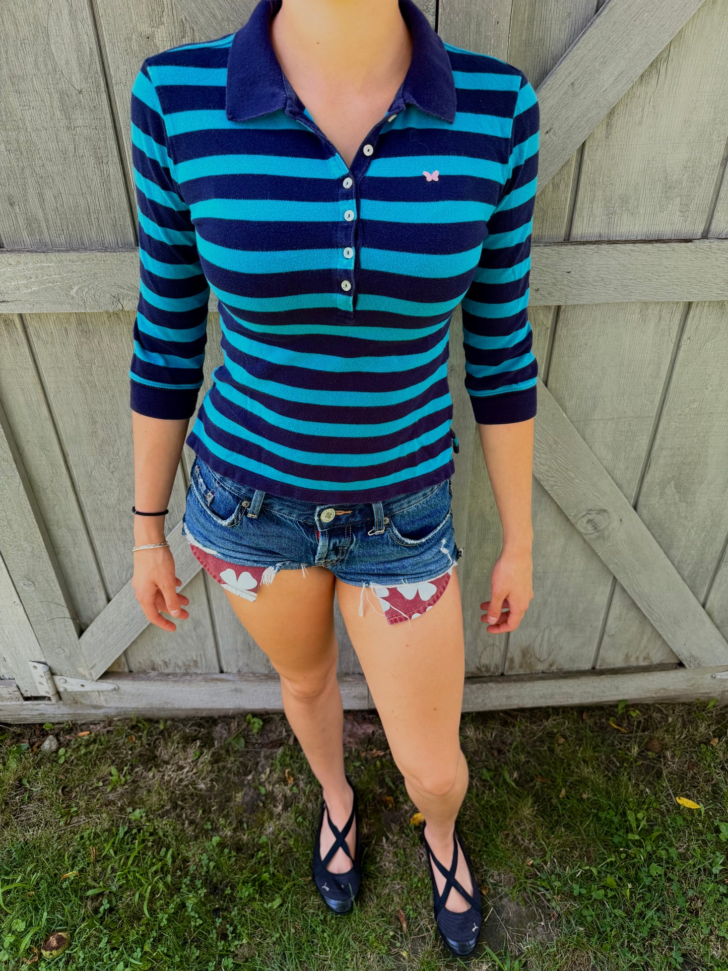 Y2K AEROPOSTALE BLUE STRIPPED BUTTON UP LONG SLEEVE