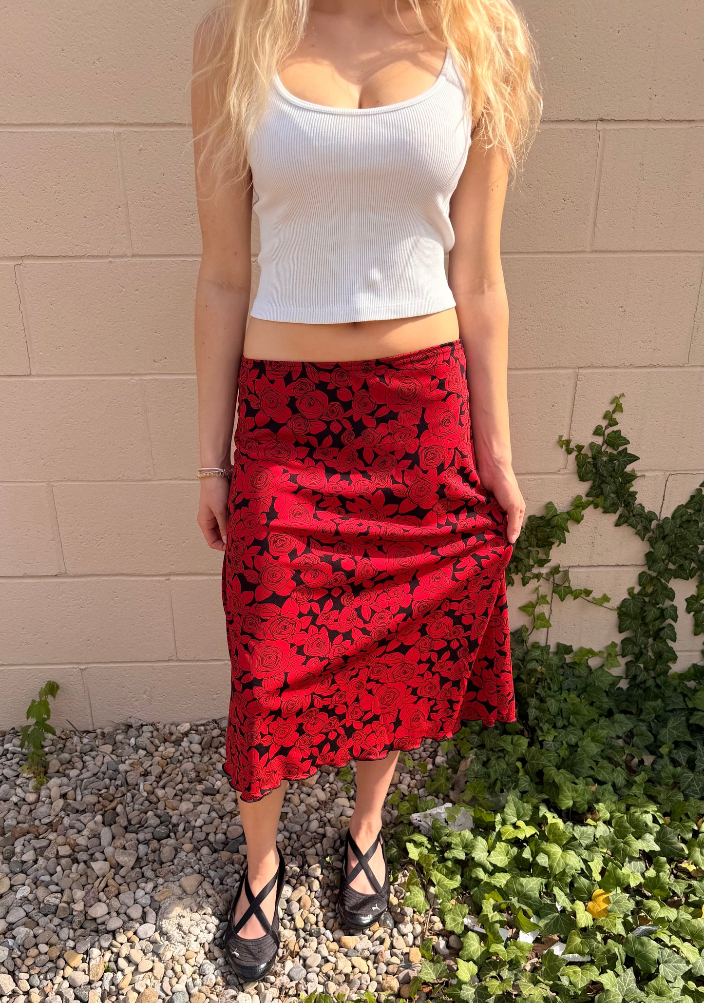 90S VINTAGE RED MAXI SKIRT
